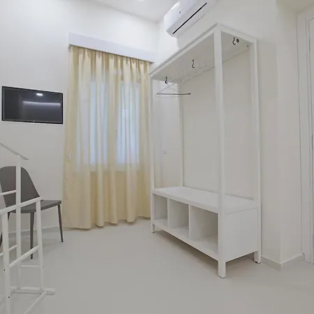Casa Ancora Fronte Mare 아파트 산리온